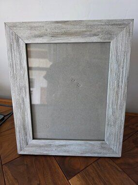 Distressed Wood-look Photo Frame